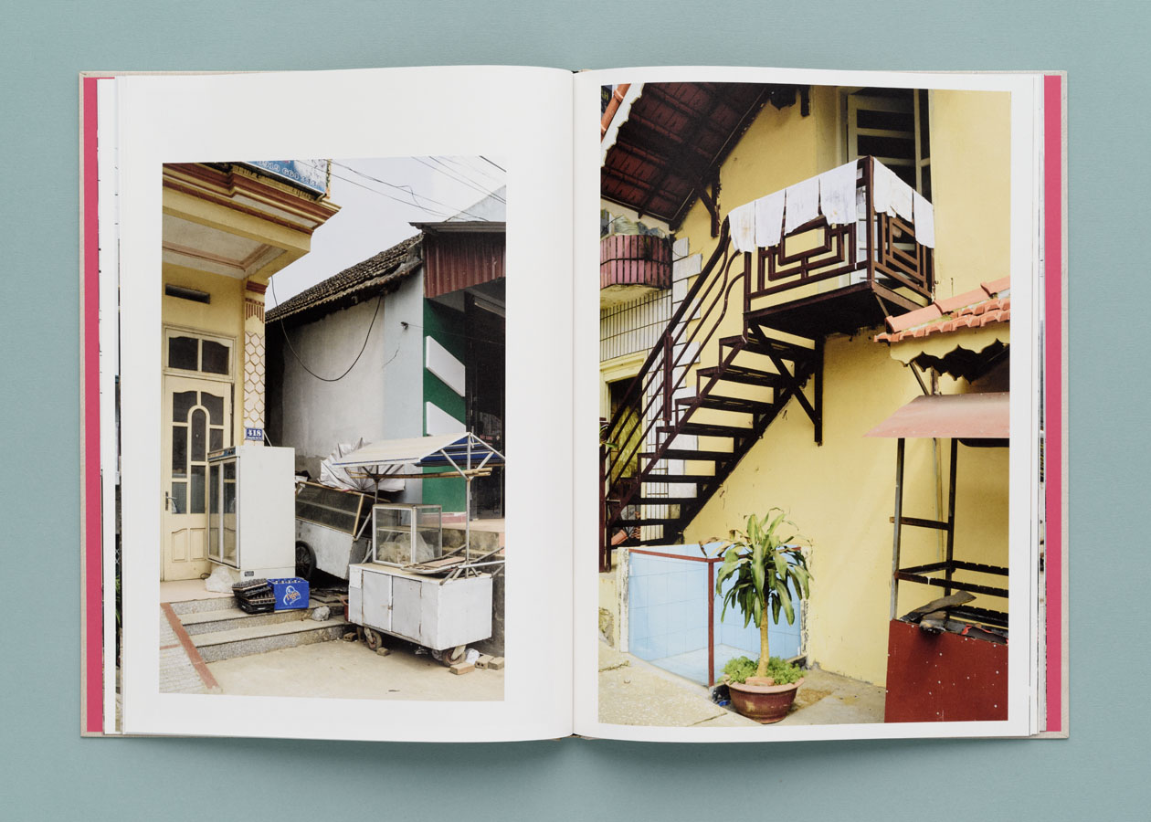 Stefan Canham — The Town - immagine 3